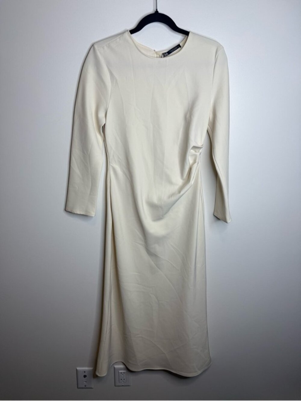 Zara Cream Long-Sleeve Midi Dress NWT size medium